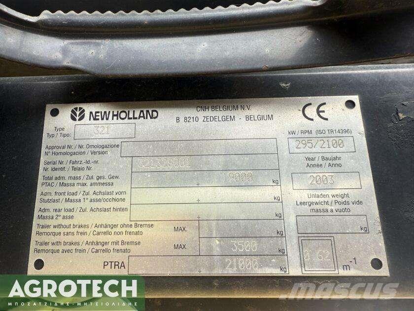 New Holland CX 880 Traktorit