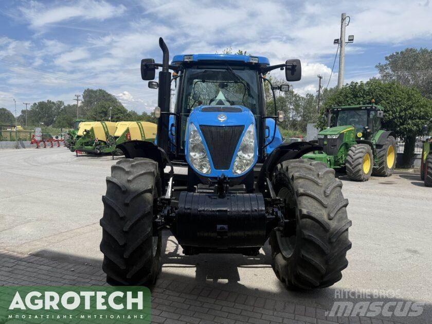 New Holland T7030 Traktorit