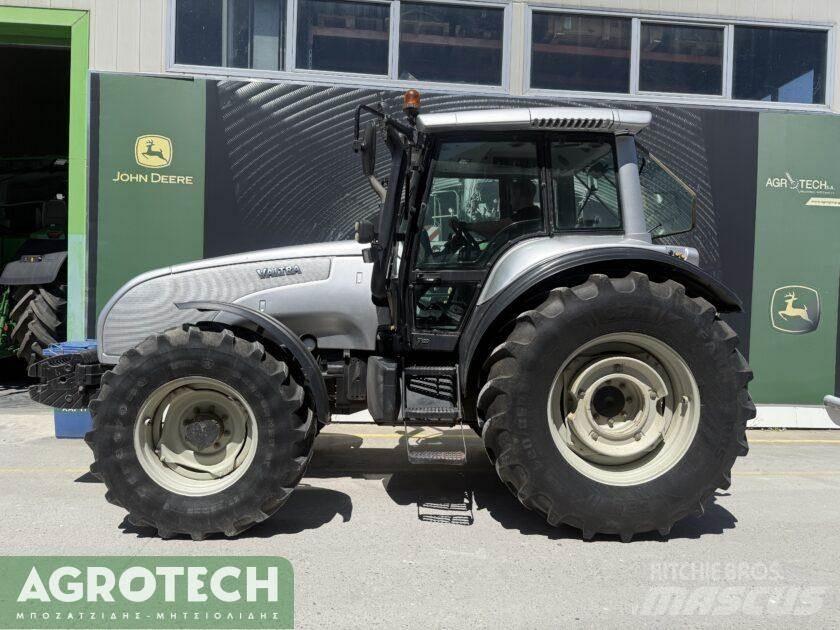 Valtra T120-4 Traktorit