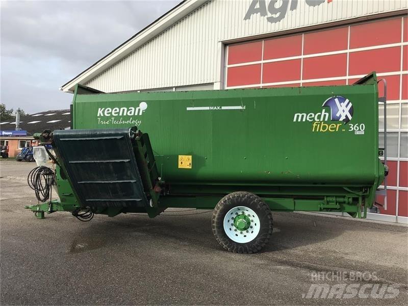 Keenan MF 360 Rehuvaunut