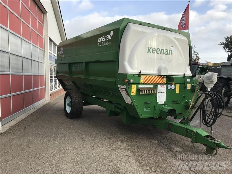 Keenan MF 360 Rehuvaunut