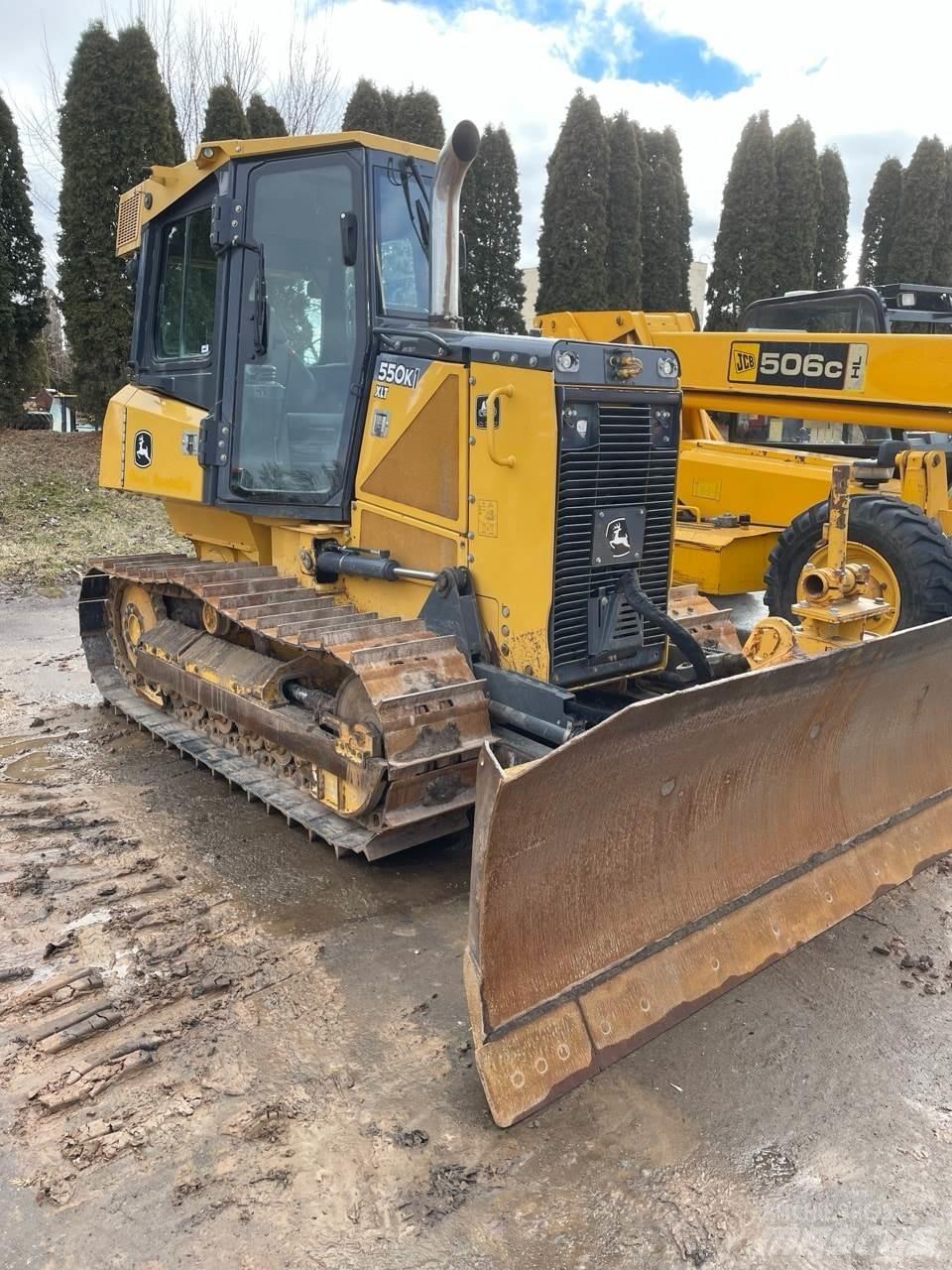 JCB 214 Kaivurikuormaajat