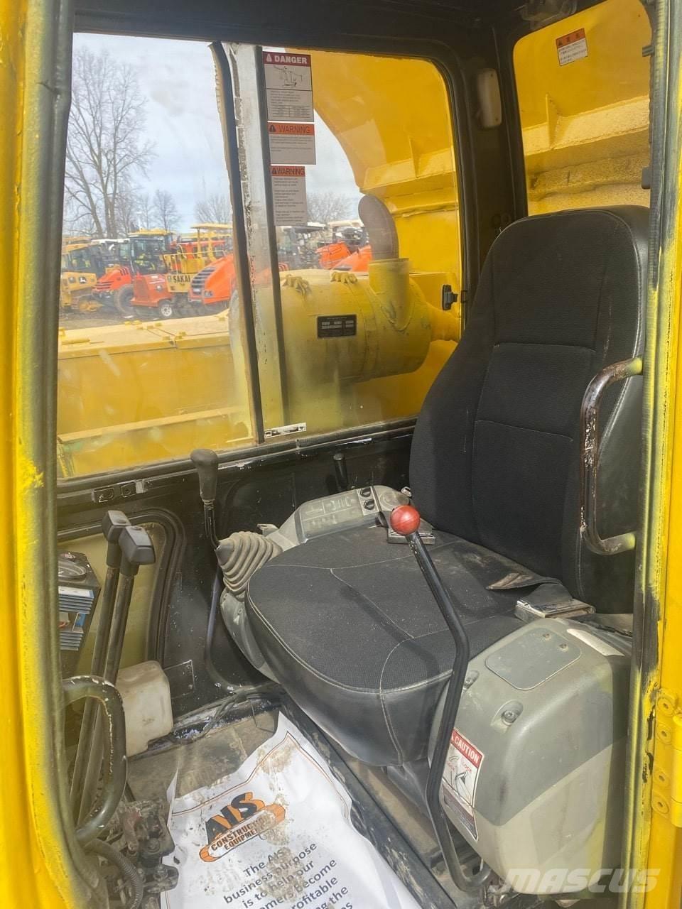 Komatsu CD50 Dumpperit