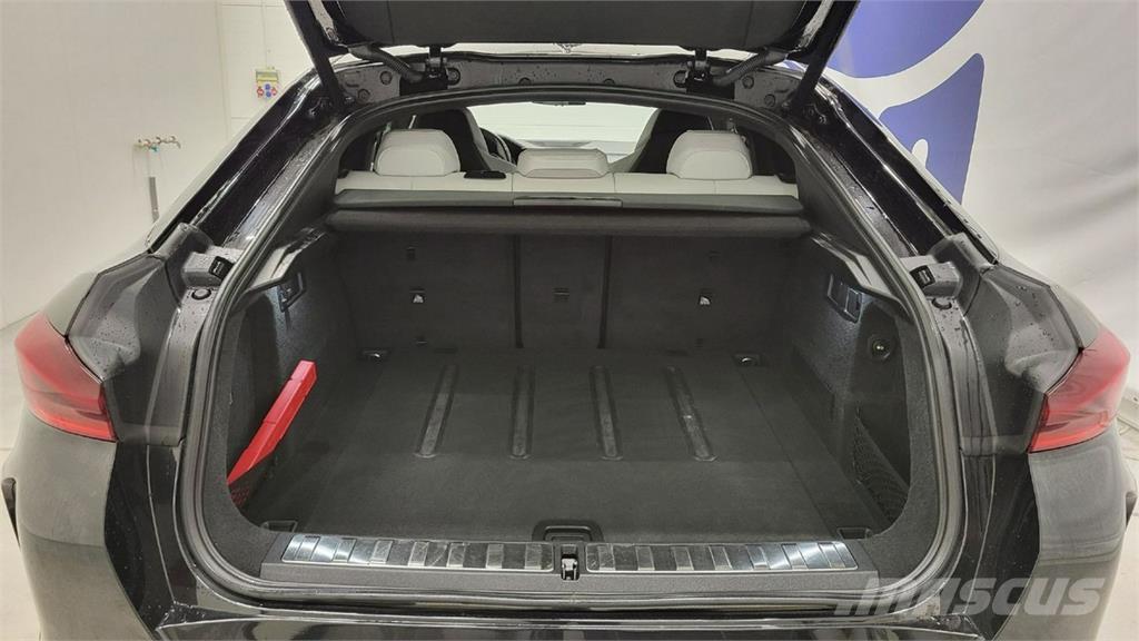 BMW X6 M Henkilöautot