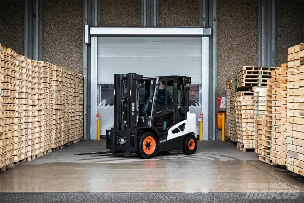 Bobcat D 30 S 9 Dieseltrukit
