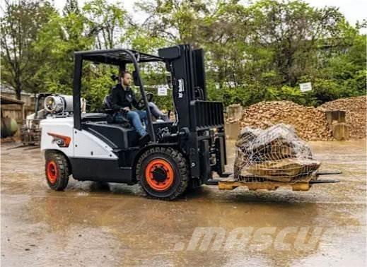 Bobcat G 40 SC-7 Nestekaasutrukit