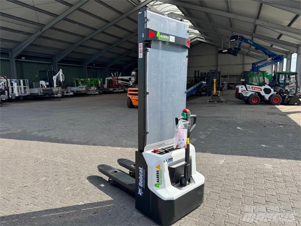Bobcat LSM 12 N -7 Käyden ajettavat pinoamistrukit