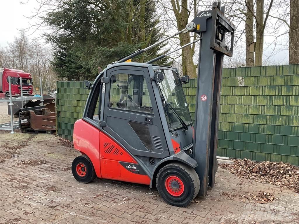 Linde H 30 D 02 EVO Dieseltrukit