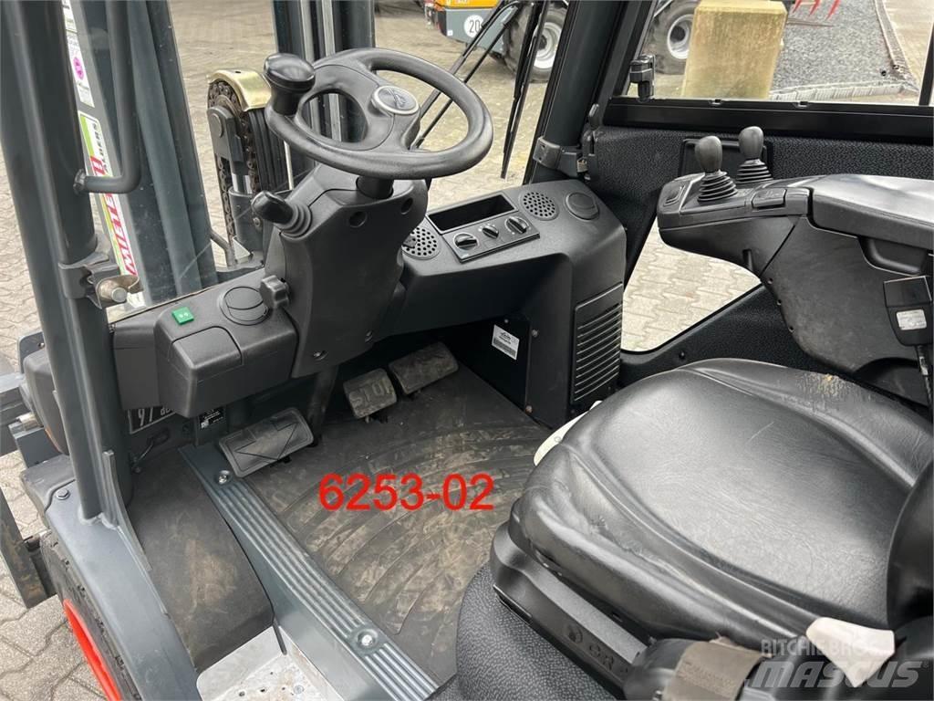 Linde H 30 T 02 EVO Nestekaasutrukit