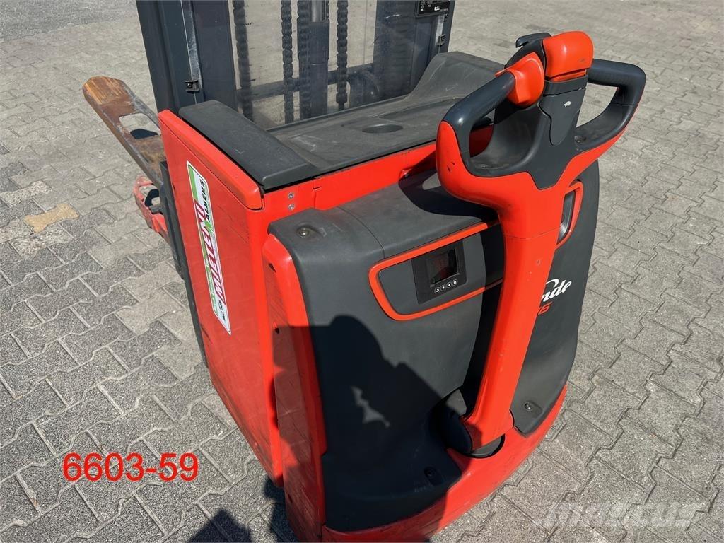 Linde L 16 i Käyden ajettavat pinoamistrukit