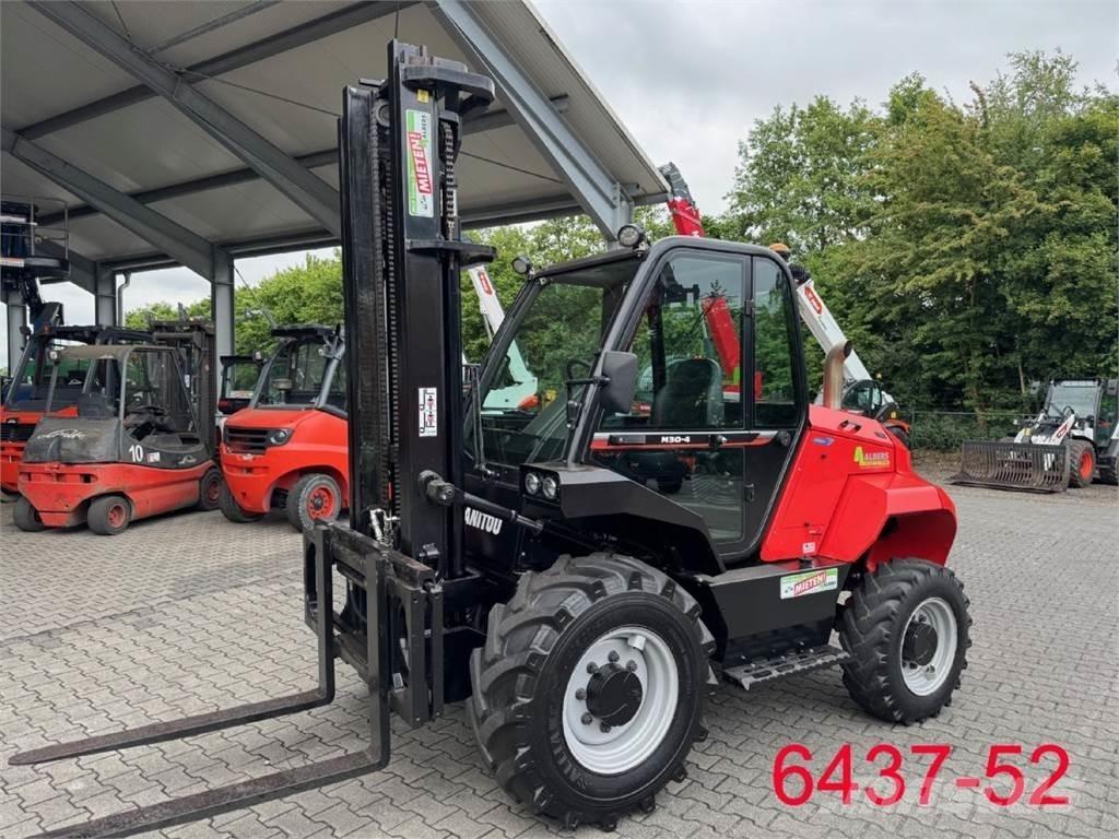 Manitou M 30 - 4 Maastotrukit