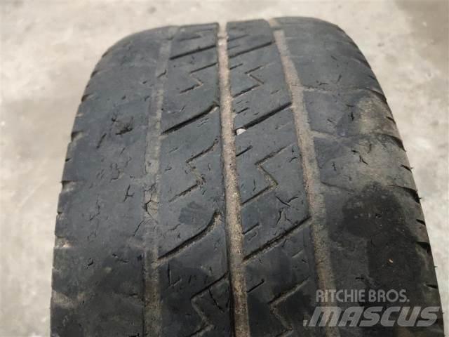  10 195/55R10 Autonkuljetusperävaunut