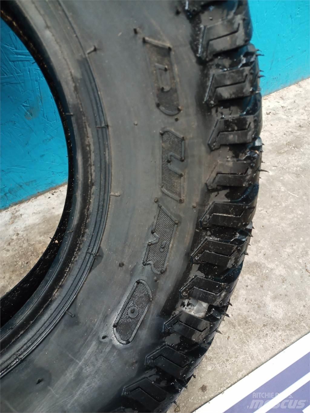  12 23X8.50-12 Renkaat ja vanteet