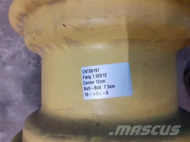  12'' 7.00x12 Renkaat ja vanteet