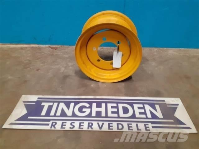  12'' 7.00x12 Renkaat ja vanteet