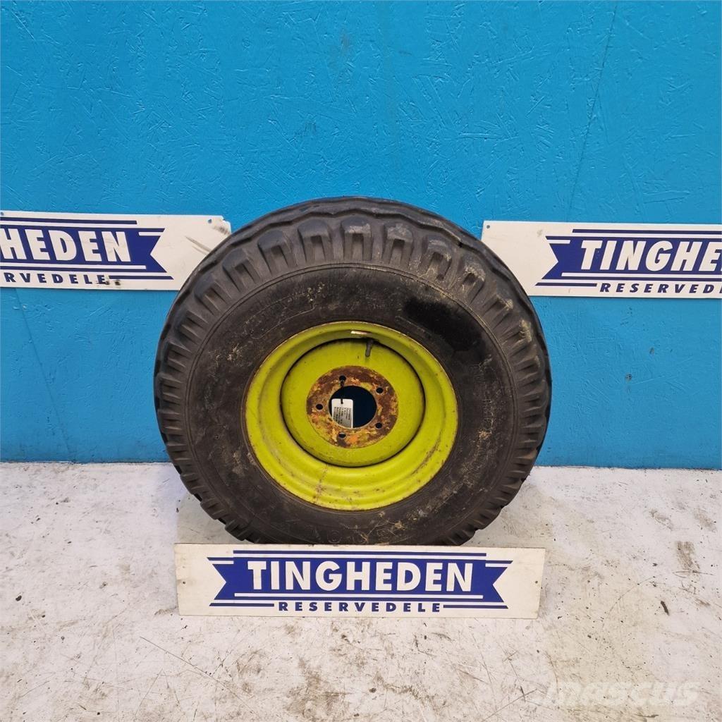 15 15.5/80-15 Renkaat ja vanteet