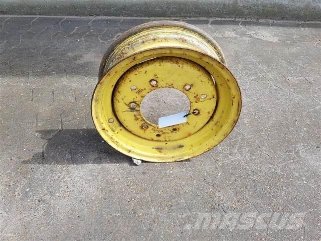  16 5.50FX16 Renkaat ja vanteet