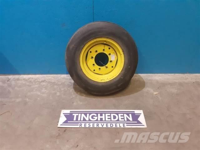  16 7.50-16 Renkaat ja vanteet