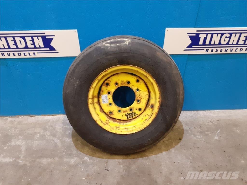  16 7.50-16 Renkaat ja vanteet
