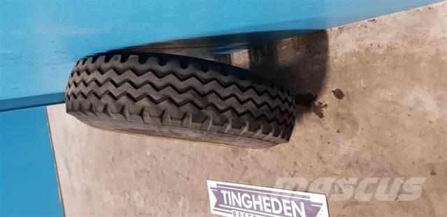  16 9.00R16 Renkaat ja vanteet