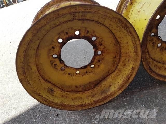  16 W10LX16 Renkaat ja vanteet