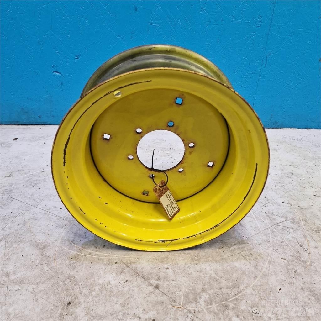  16 WH8Lx16 Renkaat ja vanteet