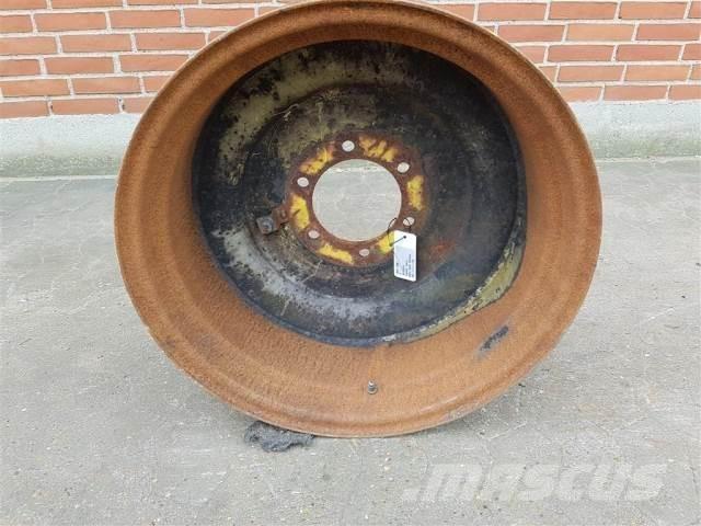  24 W15X24 Renkaat ja vanteet