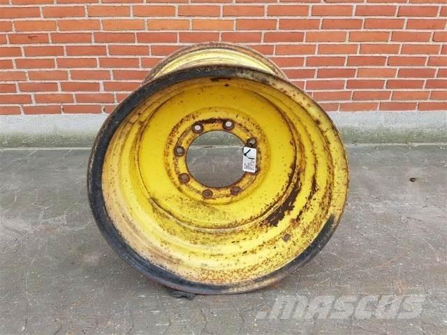  26 DW20AX26 Renkaat ja vanteet