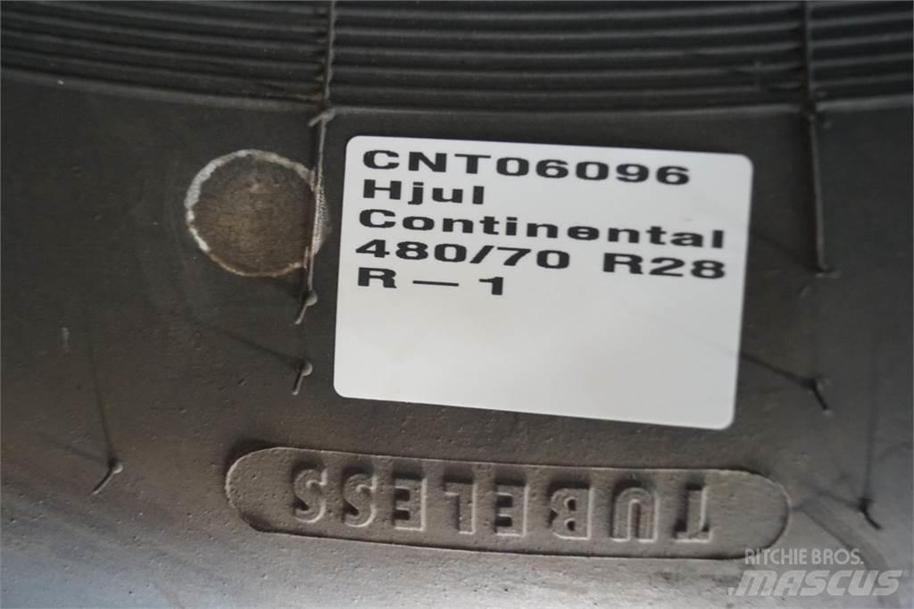  28 480/70R28 Renkaat ja vanteet