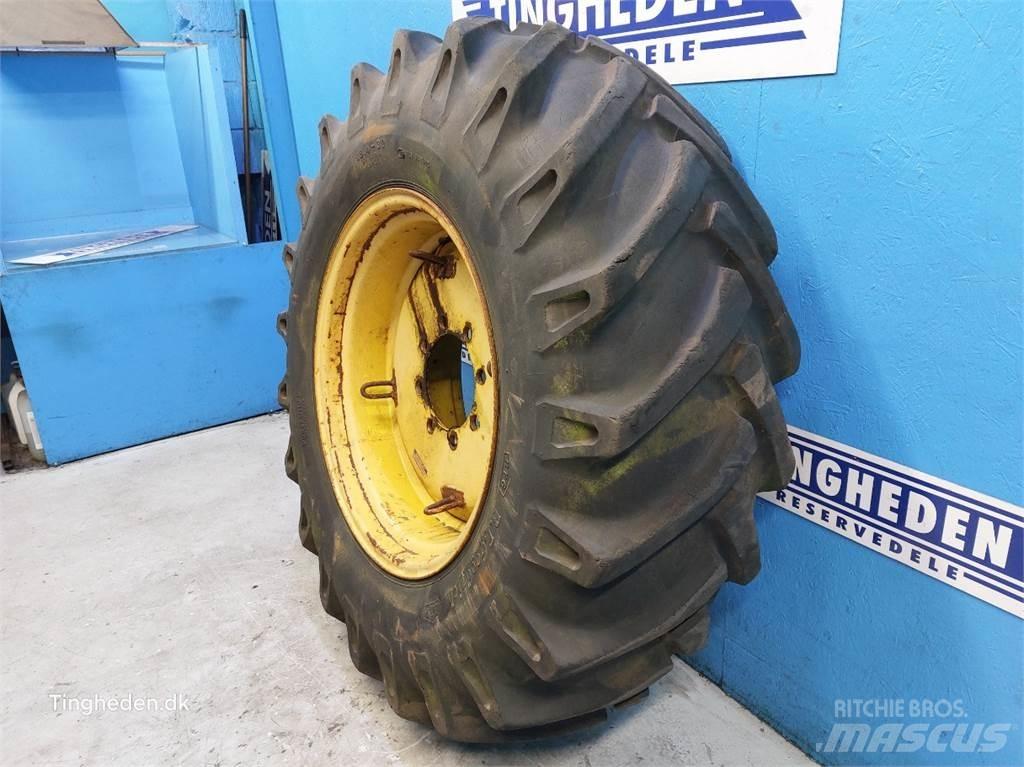  30 18.4-30 Renkaat ja vanteet