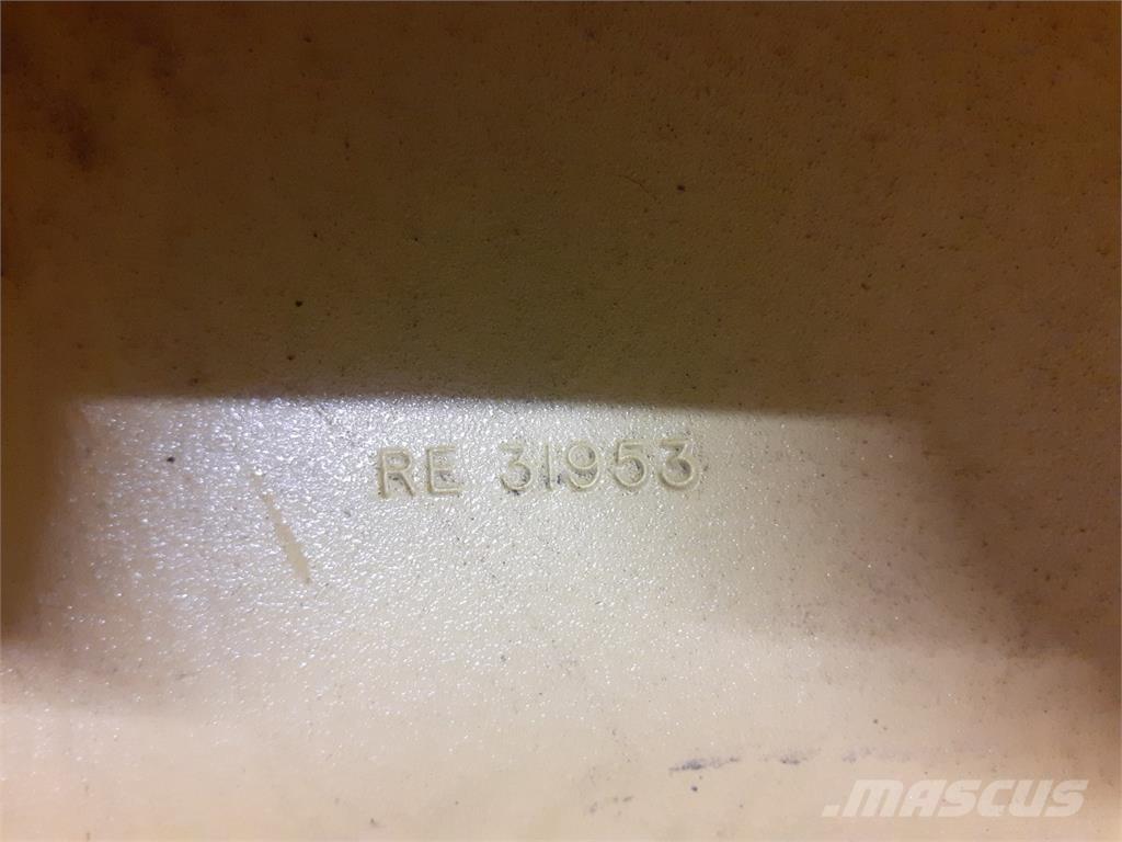  38 18AX38 Renkaat ja vanteet