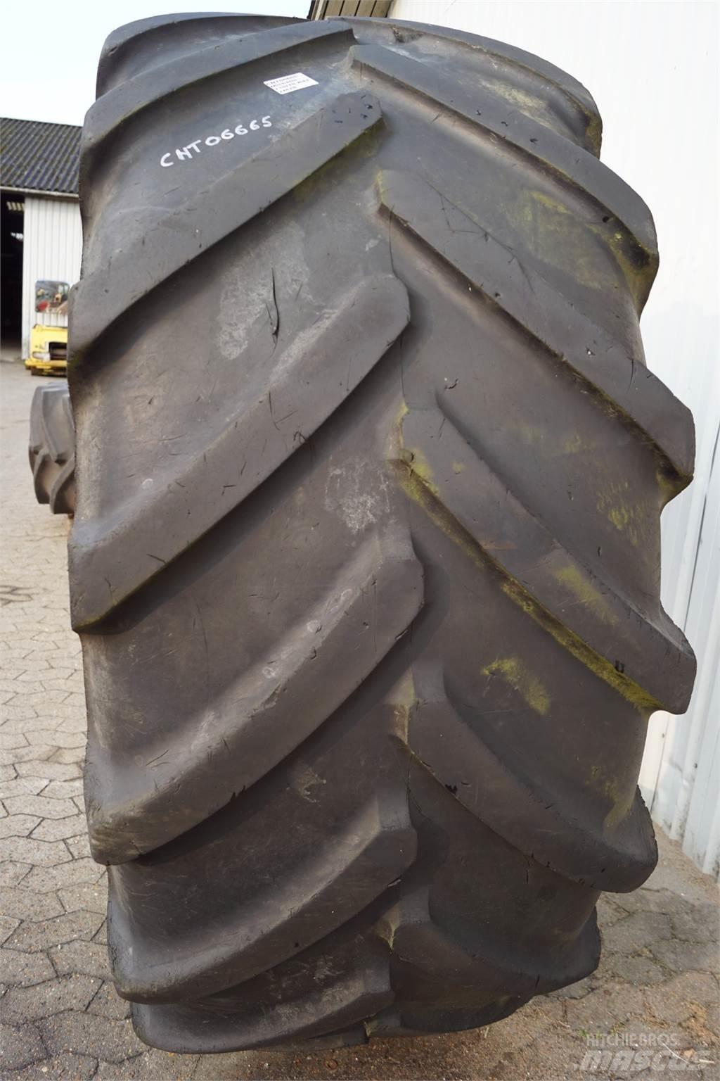  42 710/70R42 Renkaat ja vanteet