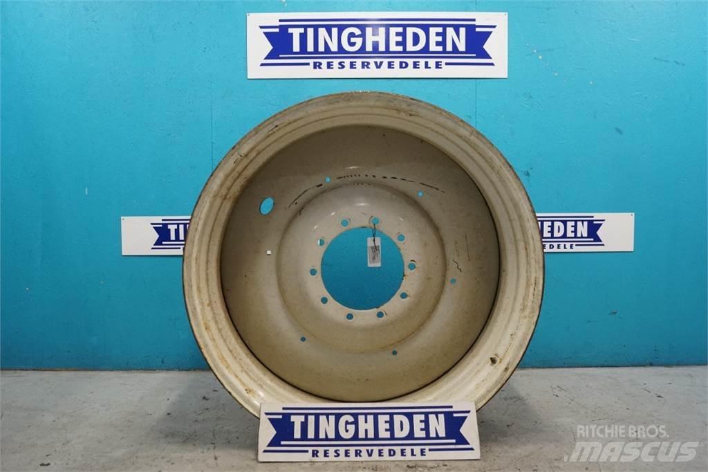  42 WHL42X23 Renkaat ja vanteet