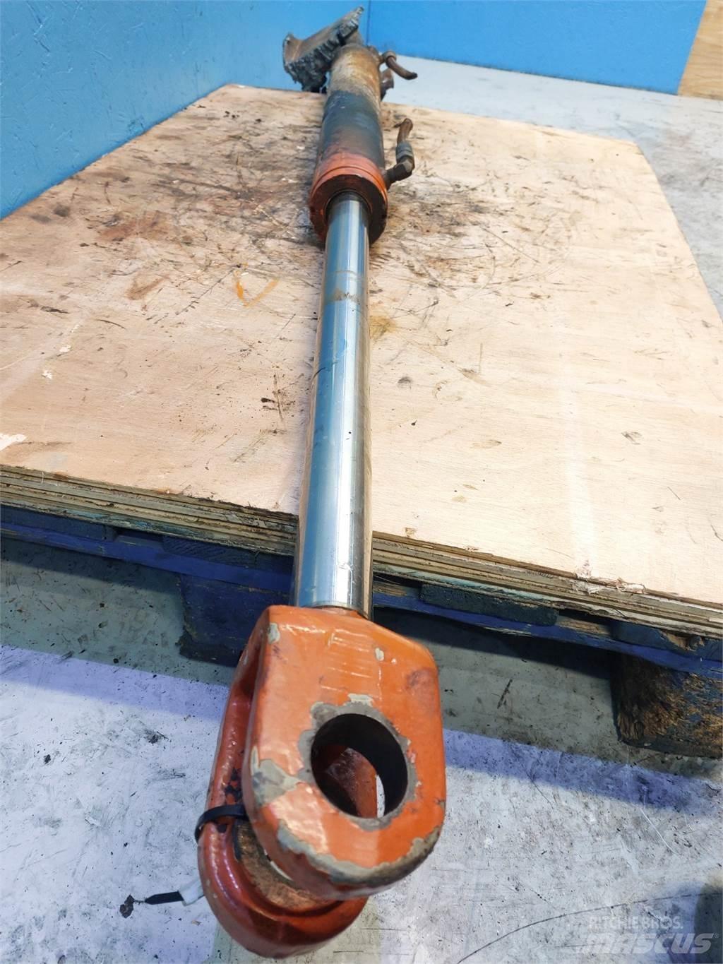 Atlas AR60 Puomit