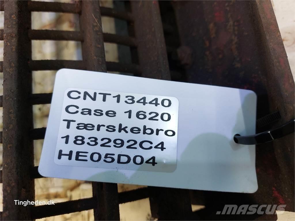 CASE 1620 Lisävarusteet ja komponentit