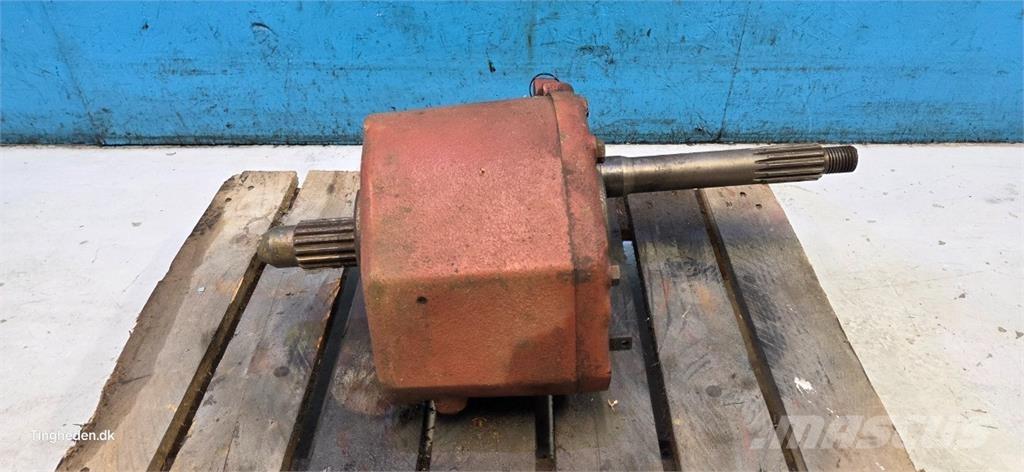 CASE 1620 Vaihteisto