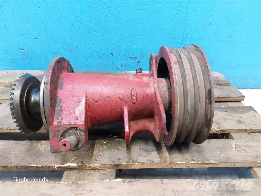 CASE 1660 Vaihteisto