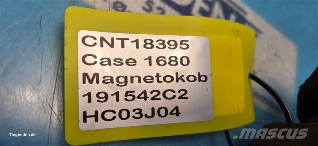 CASE 1680 Lisävarusteet ja komponentit