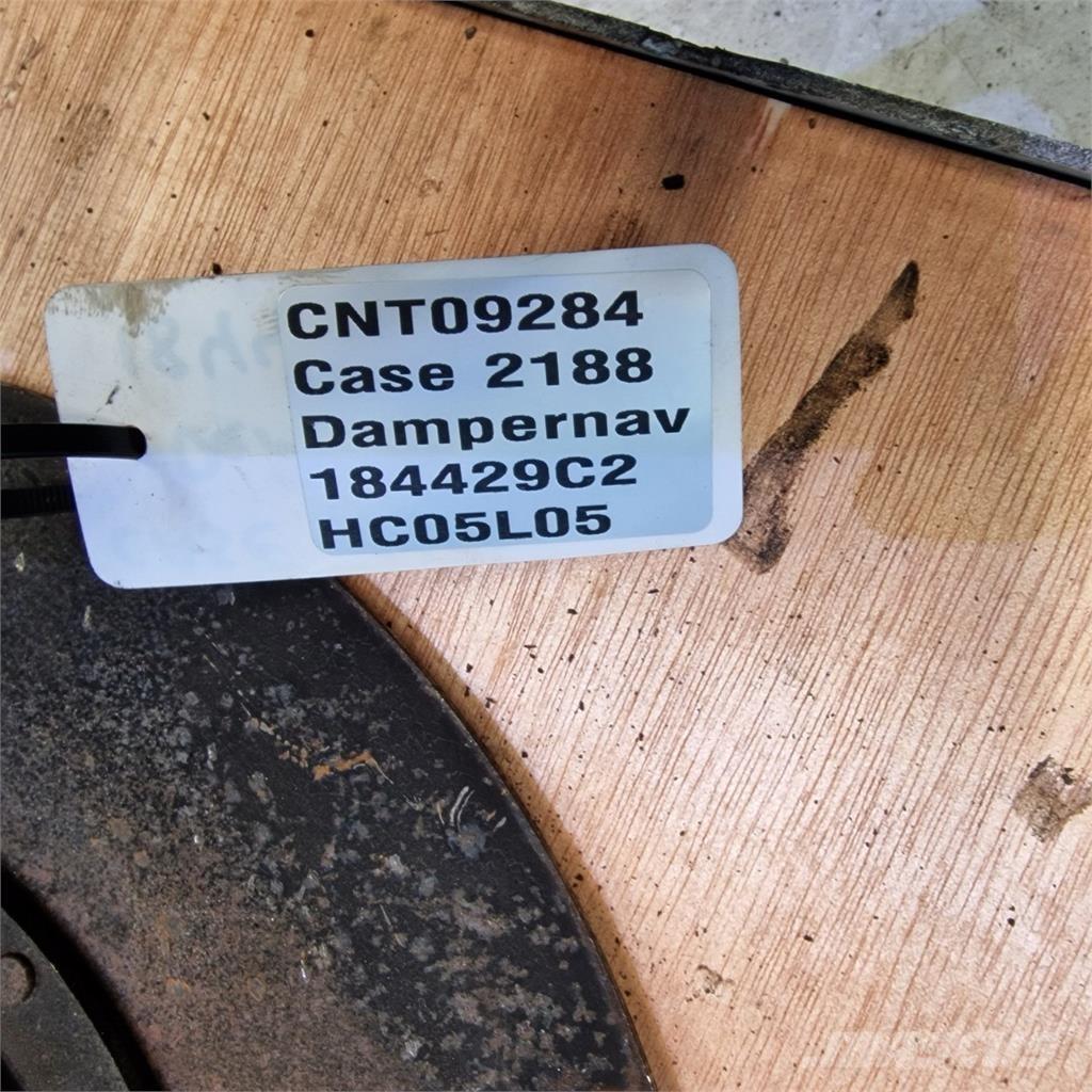 CASE 2188 Moottorit