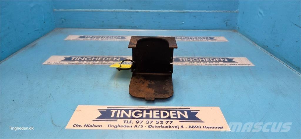 CASE 2388 Lisävarusteet ja komponentit