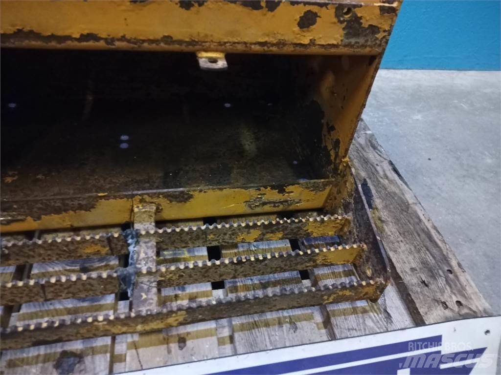 CASE 595 Seulakauhat
