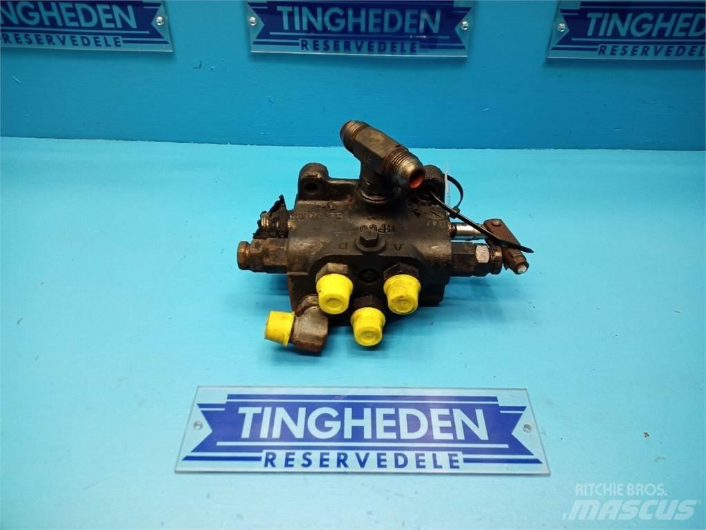 CASE 595 Hydrauliikka