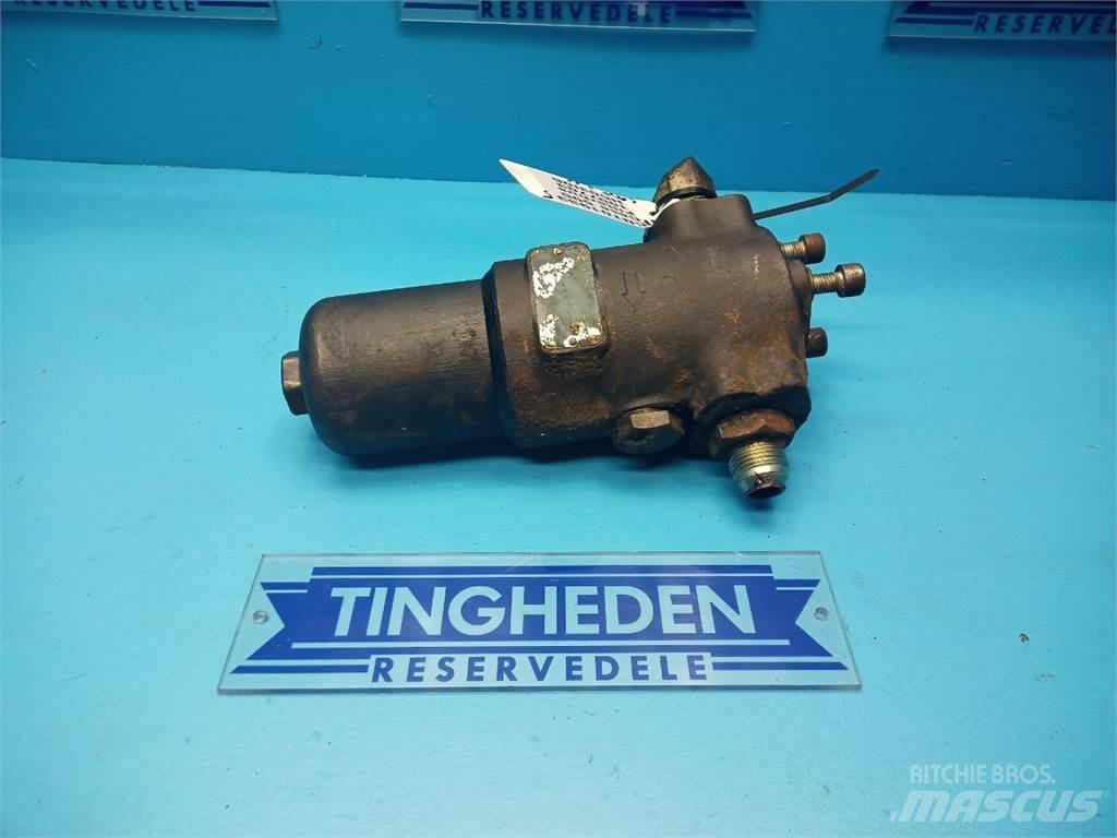 CASE 595 Hydrauliikka