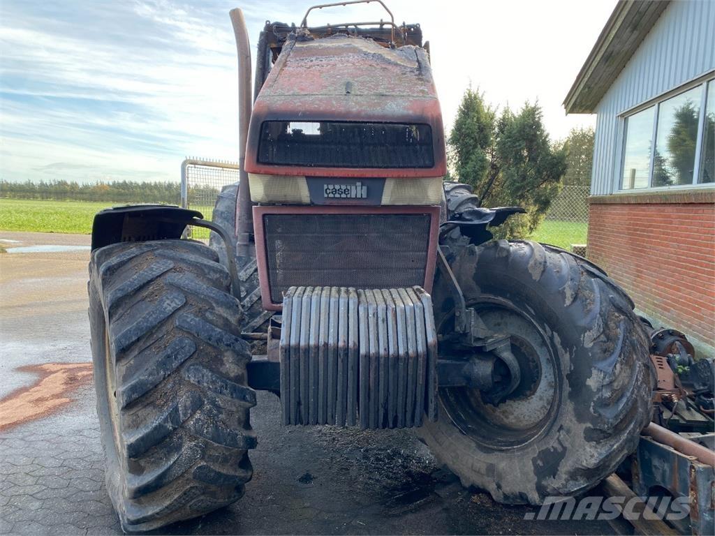 CASE 7130 Traktorit