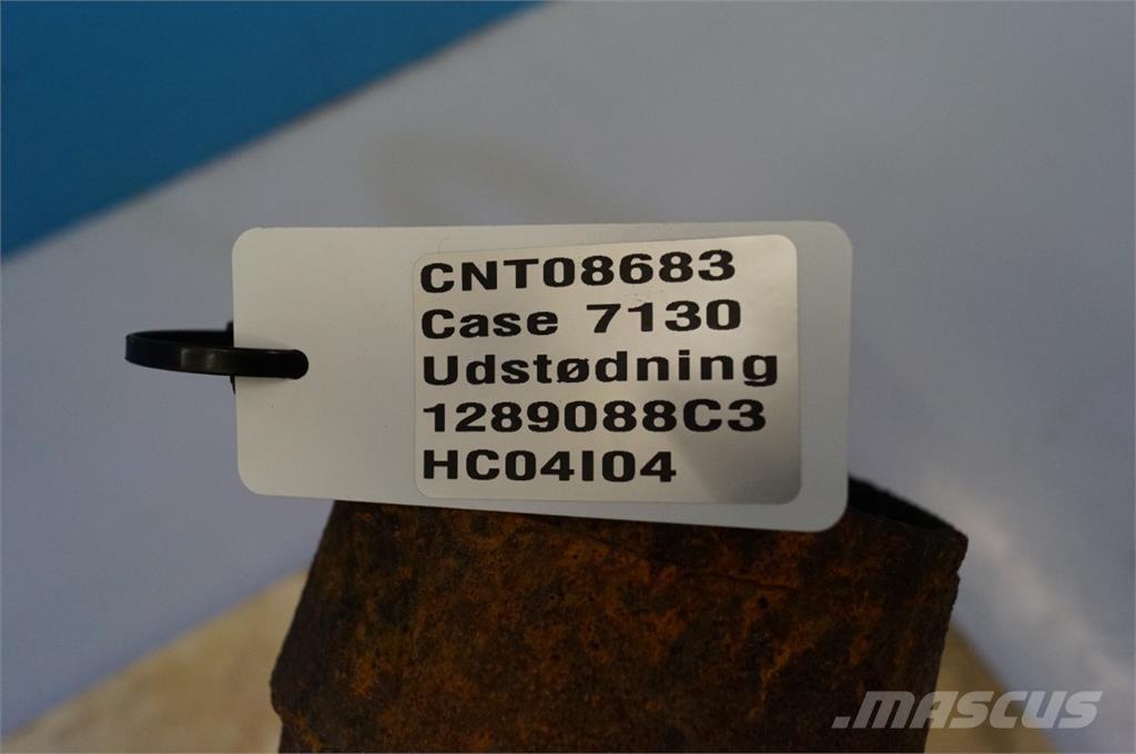 CASE 7130 Moottorit
