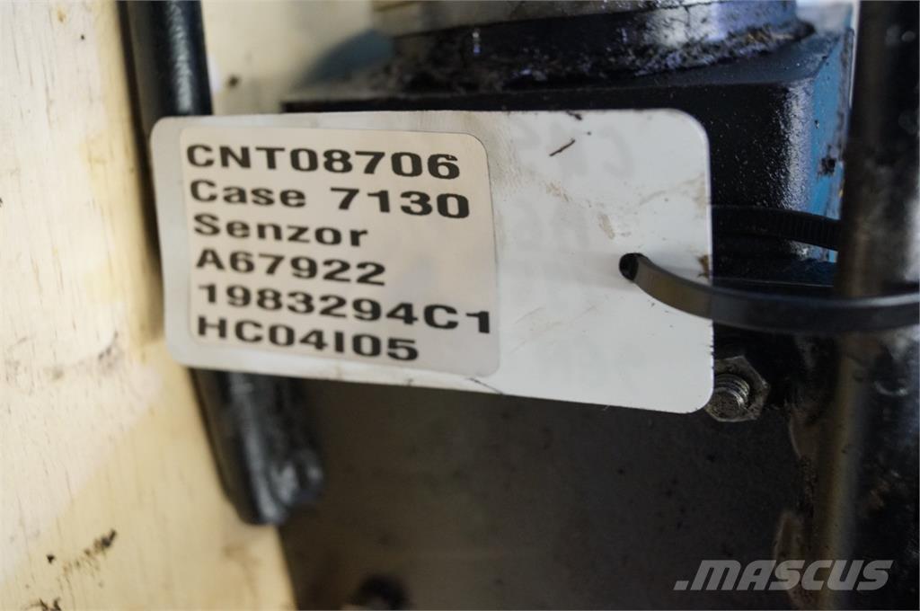 CASE 7130 Sähkö ja elektroniikka