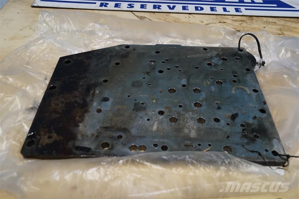 CASE 7130 Vaihteisto