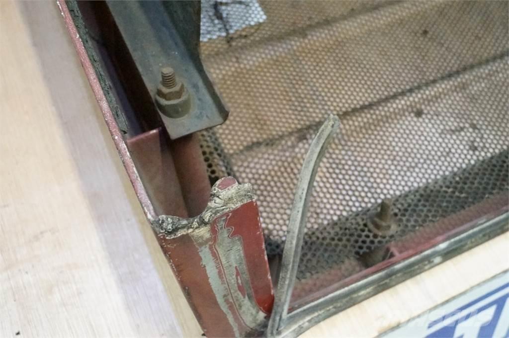 CASE 7130 Lisävarusteet ja komponentit