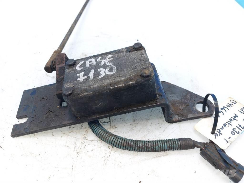 CASE 7130 Sähkö ja elektroniikka