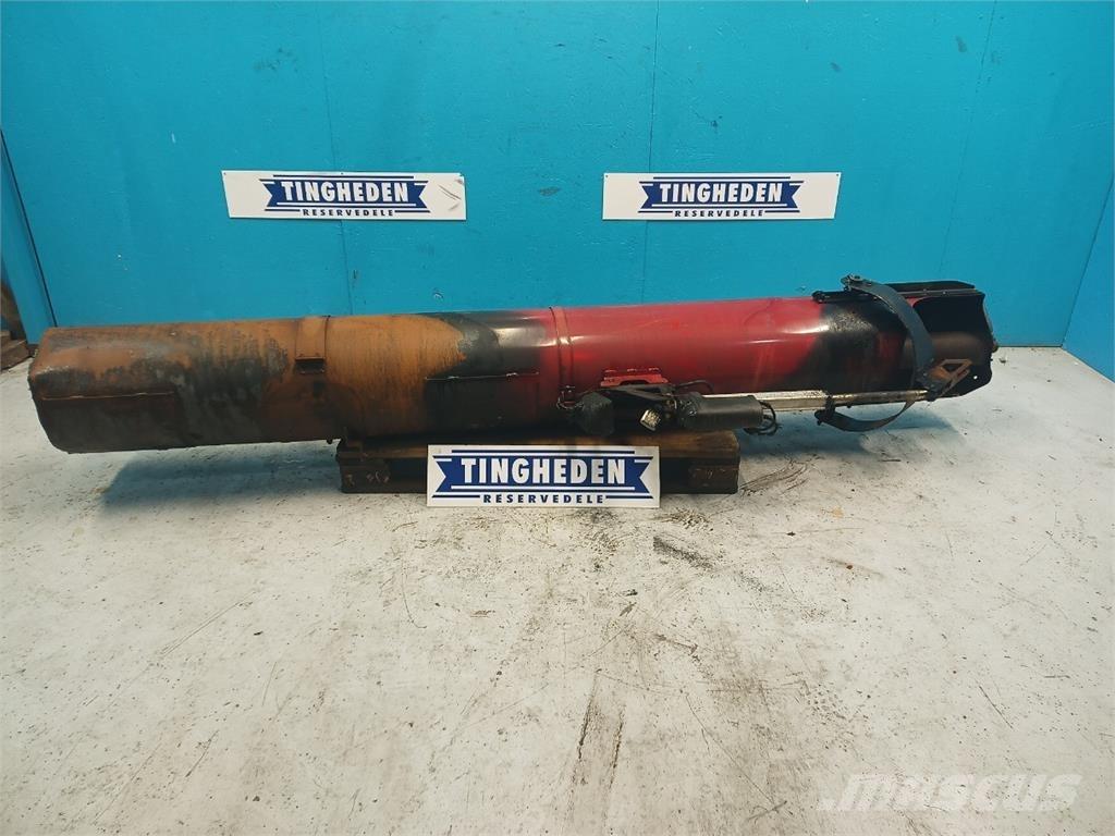 CASE 7240 Lisävarusteet ja komponentit